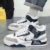 Zapatos de Hombre Verano 2024 Nuevos Zapatos de Caña Alta Estilo Coreano para Adolescentes de Moda Combinan con Todo Zapatos de Skate Diseño de Nicho Zapatos de Moda Ins