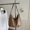 Nuevo bolso de hombro vintage de alta calidad para principios de otoño de 2026, bolso de gran capacidad, bolso cruzado, mochila, bolsos de mujer al por mayor