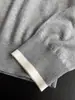 Tricô de gola pequena bicolor para mulheres, manga longa, fino, adequado para o trabalho, gola polo, blusa básica, top estiloso para o verão H072801