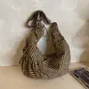 Bolsa de Ombro Feminina Nova Moda Primavera 2026 Grande Capacidade Bolsa Bolinho para Escola e Trabalho Bolsa Transversal