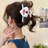 Bonita pinza triangular de cerezas (2025), nueva pinza para el cabello de alta gama para mujer, estilo coreano, elegante pinza de tiburón, accesorios para el cabello.