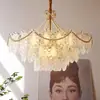 Lámpara de araña estilo francés para sala de estar, nuevo modelo 2025, lujo moderno y ligero, lámpara popular de color crema para dormitorio principal y comedor