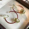 Pendientes de Clip tipo Gota de Aceite Inspirados en Celebridades Diseño de Espiral para Mosquitos Pendientes sin Perforación Pendientes Retro Estilo Hong Kong Pendientes de Botón de Moda para Viajeros