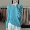 Top de punto cómodo, agradable para la piel y elegante con un diseño sencillo y elegante.. Esta pieza versátil es perfecta para usar en capas en otoño e invierno, con una construcción sin costuras