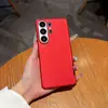A tinta metálica ondulada é adequada para capas de celular Samsung S26ULTRA, design de botão metálico S25Plus, à prova de quedas e fornece cobertura total com uma capa rígida