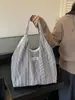 Bolso de mano de alta calidad para mujer de gran capacidad, bolso de hombro estilo europeo y americano vintage, nuevo bolso versátil de verano para el día a día