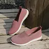 Zapatos Nuevos de Estilo Primavera y Verano, Boca Baja, Tejidos tipo Mosca, Ligeros y Cómodos para Personas de Mediana Edad y Mayores, Zapatos Planos Transpirables, Slip-On