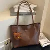 Paquete Especial 2025 Nuevo Bolso de Hombro Otoño, Moda y Tendencia Coreano de Nicho de Alta Apariencia Casual Bolso para Mujer