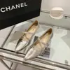 Sapatos femininos versáteis de bico fino para primavera e outono, com strass, estilo Mary Jane, novo salto grosso, sapatos de salto baixo para mulheres 2026