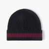 Gorros unisex de bloqueo de color para otoño e invierno, para clima frío, para hombres y mujeres, cálidos para exteriores, de punto transfronterizos, gruesos, sin visera, casuales, versátiles