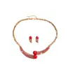 Conjunto de Colar e Brincos Retrô de Luxo Leve Europeu e Americano para Mulheres, Banhado a Ouro com Diamantes e Pérolas, Corrente para Clavícula, Joias da Moda de Nicho de Alto Padrão