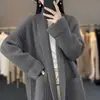 Suéter casual de tricô grosso tamanho plus size estilo coreano para outono e inverno, top elegante de comprimento médio, jaqueta cardigã de tricô folgada para mulheres