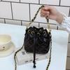 Bolsa de Hombro Tipo Cubo con Cordón Estilo Transfronterizo para Niños, Inspirada en Chanel Pequeño, Bolso Acolchado con Cadena de Lujo Ligero para Padres e Hijos, Bolso de Mano para Niñas, Bolso Cruzado