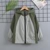 Roupas de Proteção Solar de Verão para Meninos 2026 Novo Verão Fino Casual Versátil Jaqueta de Seda Gelada para Meninos Mais Velhos Crianças