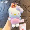 Llavero de Peluche Auténtico de Hello Kitty Muñeca de 4 Pulgadas en Posición de Pie Colgante Lindo para Bolsos de Mujer Hello Kitty
