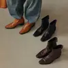 Botines cortos de punta cuadrada para mujer hechos de piel de oveja de capa superior, con tacón medio grueso, nuevo modelo de otoño e invierno, cierre de cremallera trasera, cómodos botines de piel genuina para el tobillo