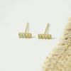 Dormir sin quitarse los pendientes temperamento avanzado pendientes compactos simples de 14k pendientes de mujer coreanos pendientes de sonrisa de moda en internet