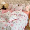 Suave juego de ropa de cama de lujo con estampado floral rosa, tela cepillada de doble cara engrosada, fresco y dulce, adecuado para todas las estaciones en el dormitorio
