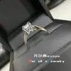 Anillo de Boda para Mujer Versa Doble Letra WH Circonita Micro-pavimentada Diamante de Imitación Brillante de 1 quilate Joyería Chapada en Oro Blanco