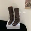 Botas Largas de Pierna Ancha Falsas de Dos Piezas con Correas, Botas de Caballero de Tacón Alto de Piel Genuina, Botas Retro de Punta Redonda con Tacón Grueso y Plisados