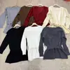 Suéter de tricô estiloso com barra removível, nova coleção outono/inverno 2026, suéter pullover redondo liso retrô para mulheres