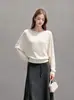 Suéter Curto de Tricô Solto com Manga Morcego e Textura Estilo Simples Feminino 2026 Outono Novo Suéter Estilo Preguiçoso