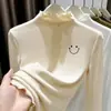 Camiseta de manga larga de terciopelo alemán con cuello alto y ribete de oreja de madera para niñas 2026 Otoño/Invierno prenda interior capa base top cálido cepillado