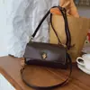 Bolso de Mano de Estilo Coreano de Nicho Otoño 2025 Nueva Moda Bolso Cruzado Texturizado de Alto Valor Bolso Cuadrado Pequeño de Terciopelo