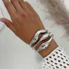 Moda Transfronteriza Europea y Americana Metal Texturizado Brillante Liso Anillo Pulsera Pulsera Diseño Pulsera de Resorte Facetada