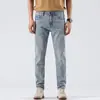 Xintang Roupa Masculina Nova Qualidade Simples Versátil Cor Clara Slim Fit Perna Reta Jeans Atacado