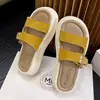 Sandalias Birkenstock de una tira para mujer Ropa de exterior 2026 Verano Nuevas Sandalias de plataforma gruesa para mujer para usar con faldas Sandalias de playa