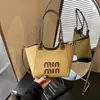 Bolsa Grande Feminina, Bolsa de Ombro com Design Exclusivo, Bolsa de Mão Nova Estilosa e Tendência 2026, Bolsa Saco Casual para Mulheres