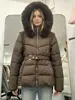 Abrigo de Mujer de Moda Versátil y Elegante para el Invierno 2026, Transfronterizo, con Mangas Desmontables, Capucha y Cuello de Piel