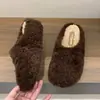 Pantufas peludas com aumento de altura para mulheres 2026 Estilo coreano moderno inverno para usar ao ar livre sola de pelúcia espessa slip-on preguiçoso de algodão