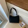 2026 Nova Moda de Verão Casual Bolsa Tote para Mulheres, Bolsa de Ombro Transversal, Design de Nicho, Bolsa de Grande Capacidade