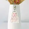 Song Yuqi Llavero Acrílico Blanco Doble Cara Colgante para Mochila Soporte Merchandising Mismo Estilo Tiktok