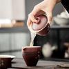 Tazón con Tapa Resistente al Viento de Polvo Rojo de Espino Miyanshan, Tazón de Té de Cerámica Gruesa, Tazón de Té Hecho a Mano, Pieza Única, Tazón con Tapa Rojo de Espino Antiescaldante