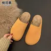 Mules retro de couro genuíno com sola grossa e bico fechado para mulheres, novo modelo outono 2026, sapatos casuais slip-on com sola macia