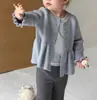 Cárdigan para Niña Otoño Invierno 2026 Niña Pequeña Borde con Volantes Color Sólido Prenda Base Tejido Elegante Ropa de Abrigo Transfronterizo