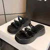 Sandálias Casuais Vazadas com Fivela para Mulheres, Novo Estilo Verão 2026, Sapatos Romanos Plataforma com Salto Anabela de Solado Grosso e Tiras Finas