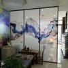 El Fabricante Suministra Vidrio Templado Laminado con Pinturas de Paisajes Artísticos para Pantallas de Hotel y Duchas, Ofreciendo Transmisión de Luz Tridimensional Bajo Pedido