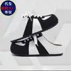 Zapatos de entrenamiento slip-on alemanes para hombre, nuevo modelo de verano 2026, con aumento interno de altura, cómodos, versátiles, modernos, estilo coreano, sencillos y duraderos