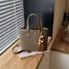 Bolsa de Ombro Transversal Casual com Design de Nicho Estilo Coreano, Simples e Elegante, Cor Sólida, Bolsa Saco Tendência