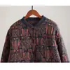 2025 Inverno Novo Moda Coreana Estampado Estilo Retrô Gola Alta para Cobrir a Carne e Parecer Emagrecedor Casaco de Algodão Quente Acolchoado Espessado