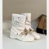 Botas Blancas Fruncidas de Media Pantorrilla para Mujer Estilo Otoño 2026 Botas Martin Dulces y Frescas para Estatura Pequeña Botas Cortas Estilo Ballet