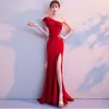 Vestido de noche de un solo hombro nuevo de alta gama para banquetes, temperamento de socialité, sexy ajustado de sirena, anfitrión, brindis