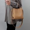 Bolsos 2026 Nuevo Estilo Bolsos para Mujer Bolso Cubo Cruzado Otoño e Invierno Hombro Único Cuero Genuino Bolso de Mano de Gran Capacidad
