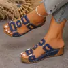 Comercio Exterior Europeo y Americano Tallas Grandes Color Sólido Mujer 2026 Nuevo Estilo Sandalias de Moda con Remaches de Una Correa y Punta Abierta Suela Gruesa para Mujer