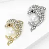 Nuevo broche de delfín con diamantes de imitación de aleación de moda coreana, bonito y exquisito broche para traje de mujer, ramillete, alfiler de joyería