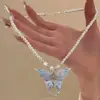 [Lenguaje de las Flores Showa] Collar de Camelia Estilo Francés Dulce Gargantilla de Perlas de Imitación Doble Capa Nuevo Estilo Otoño e Invierno